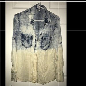 Button Up Ombré Shirt Never worn