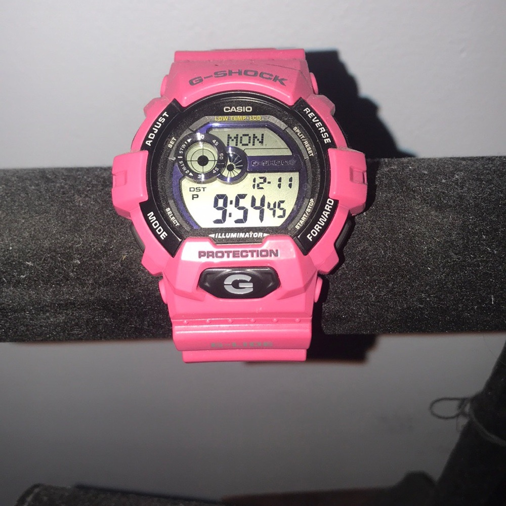 Mens water resistant g-shock never worn no box