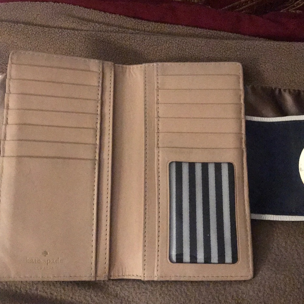 Kate Spade navy  leather wallet - Picture 3 of 4