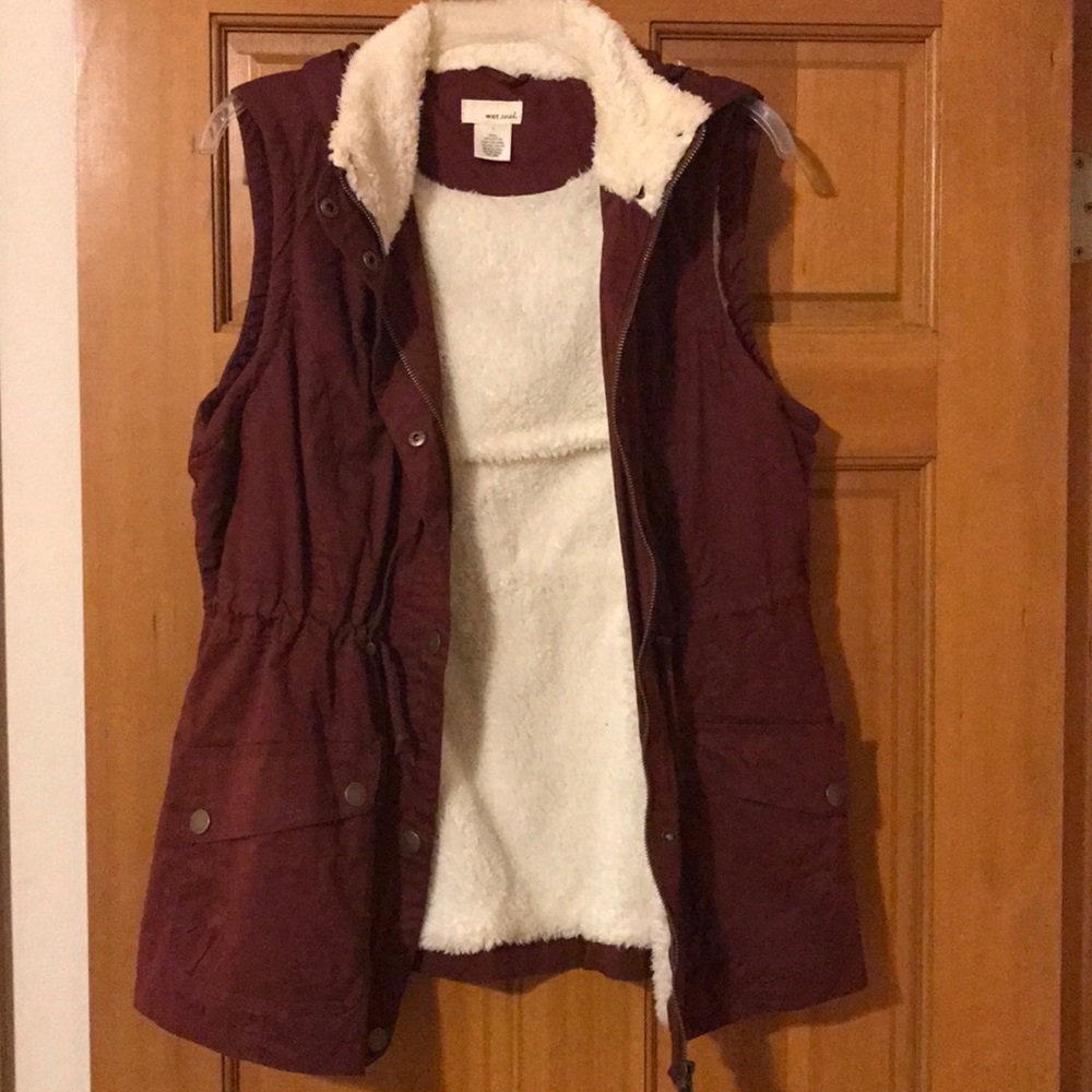Maroon Hooded vest