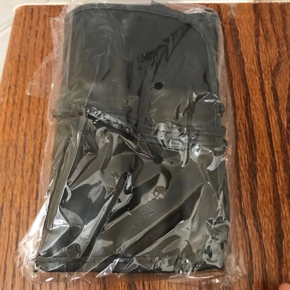 New 24pcs Makeup Brush With Pouch - Picture 5 of 5