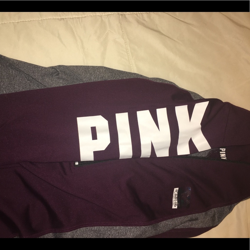 😍😍 PINK Victoria secret sweater😍😍