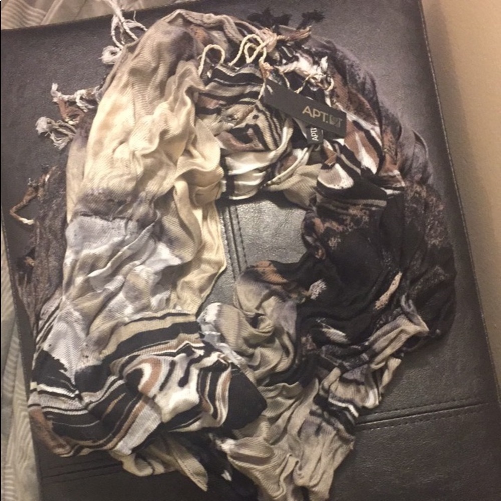 Apt. 9 Scarf ❄️ - Winter Grey - Brand New