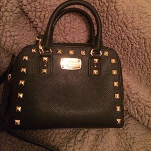 NEEDS TO GO Mk studded satchel mini