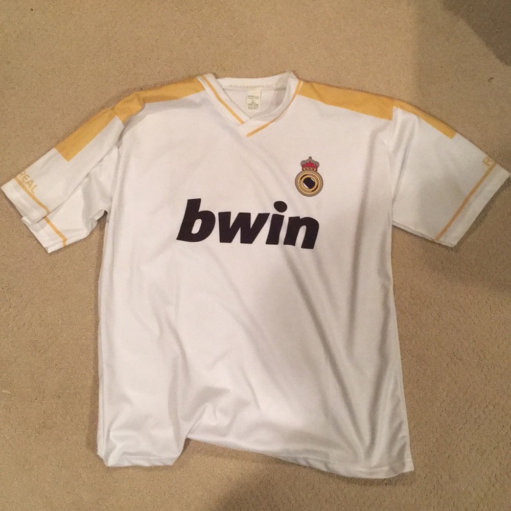 Ronaldo jersey (not authentic)
