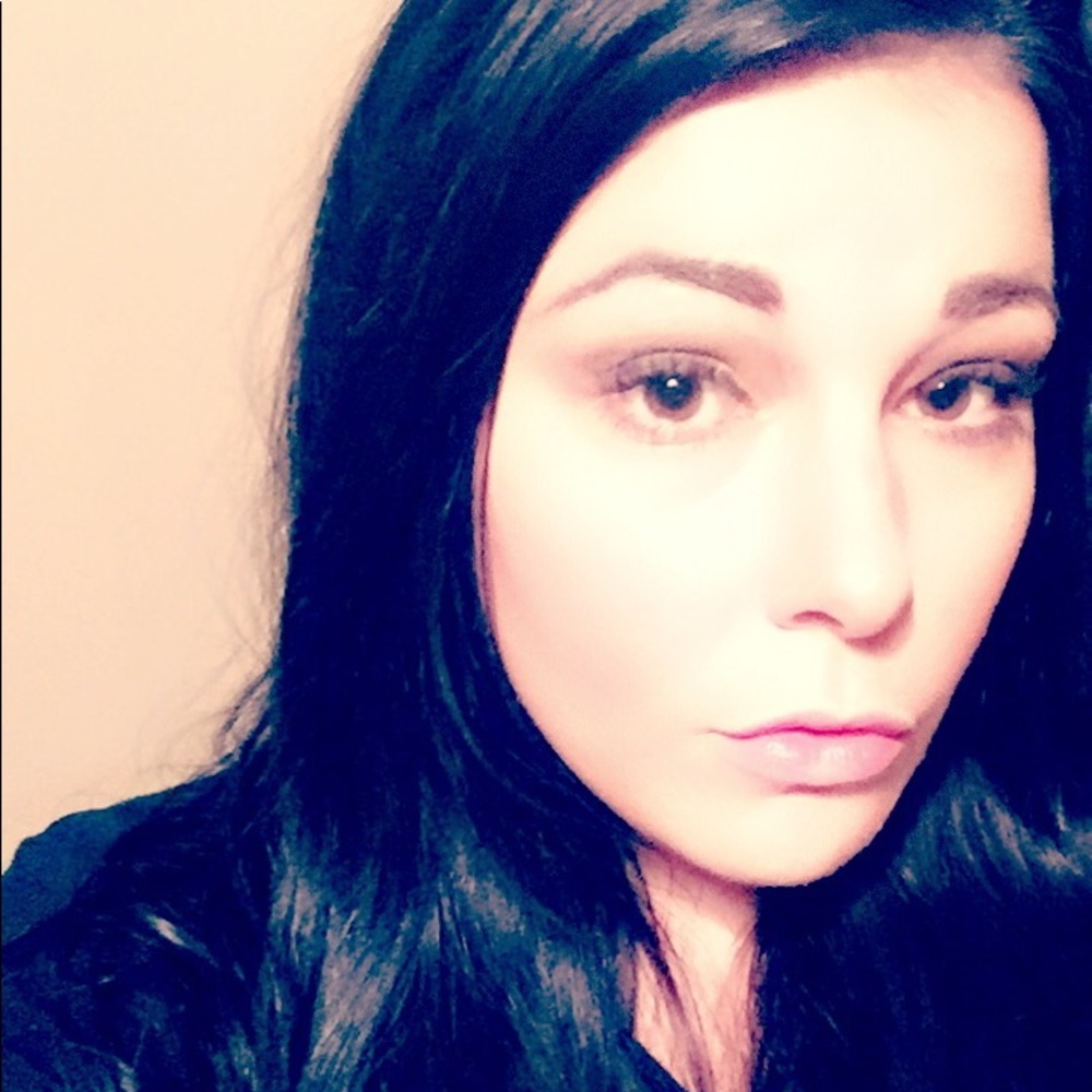 Meet your Posher, Lily