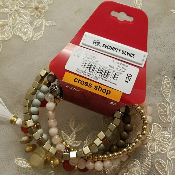 Bead bracelet - Picture 3 of 4