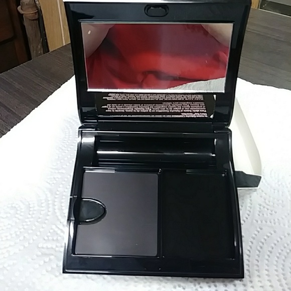 Mary Kay compact - Picture 3 of 4