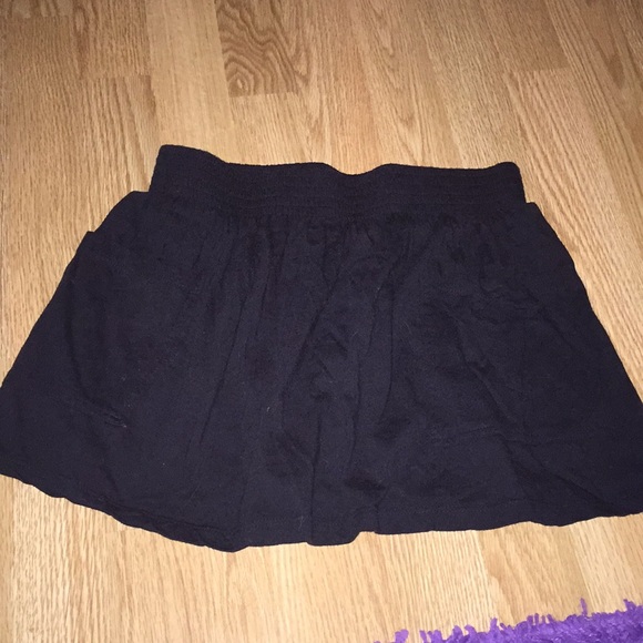 Forever 21 Dresses & Skirts - Forever 21 Black skirt Forever 21 Dresses & Skirts - Forever 21 Black skirt