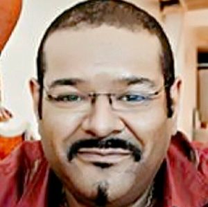 Meet your Posher, Elvis