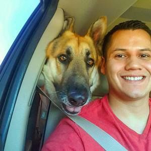 Meet your Posher, Enrique