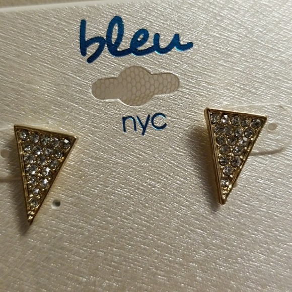 Earing - Picture 2 of 3