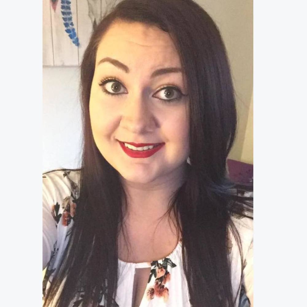 Meet your Posher, Alisa