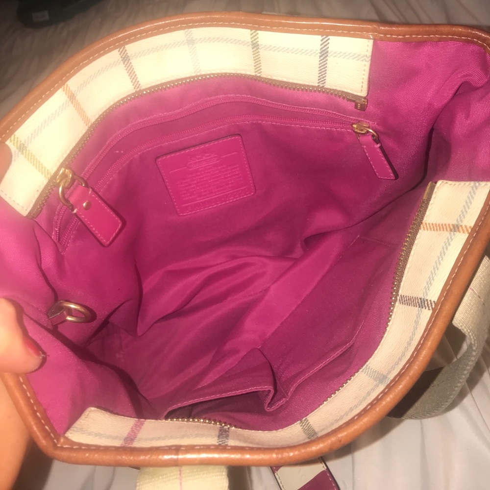 Coach Purse - Picture 4 of 4