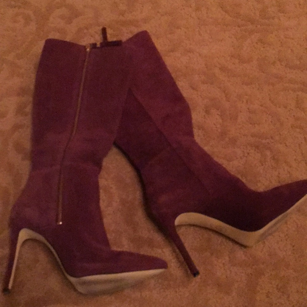Michael Kors suede plum boots. 👢👢