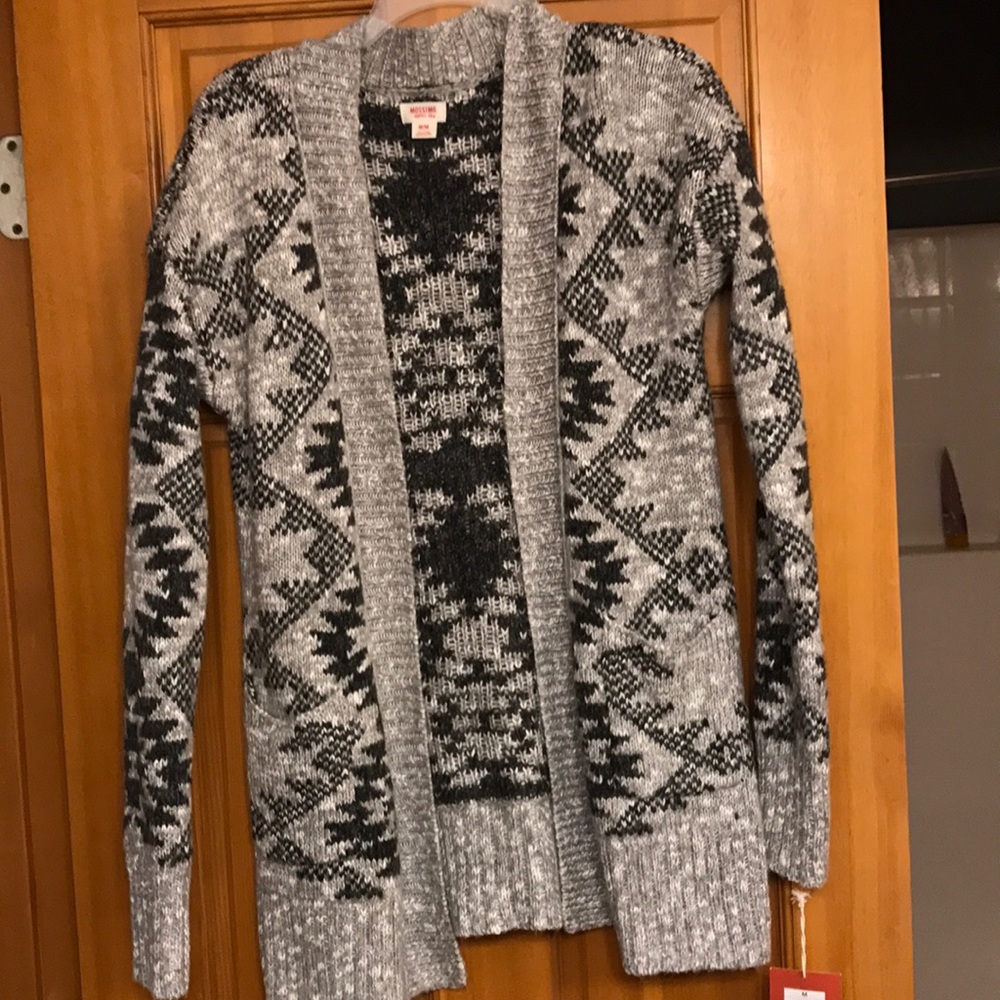 Cute Mossimo winter cardigan.