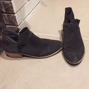 Dolce vita grey suede booties
