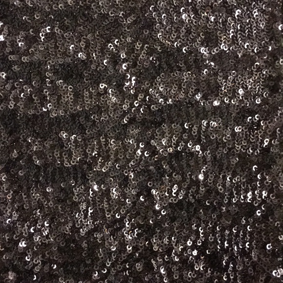 Sequined formfitting dress - Picture 3 of 3