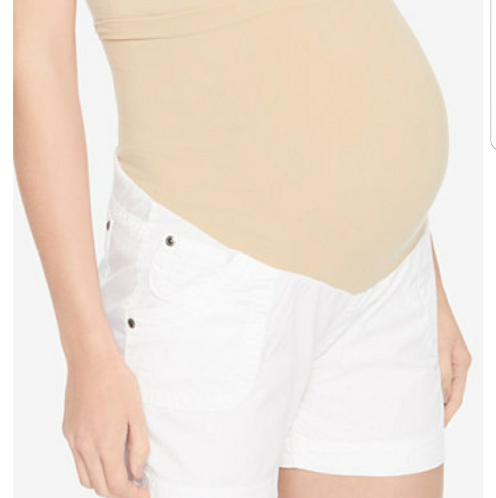 Pea in the pod luxe essentials maternity shorts