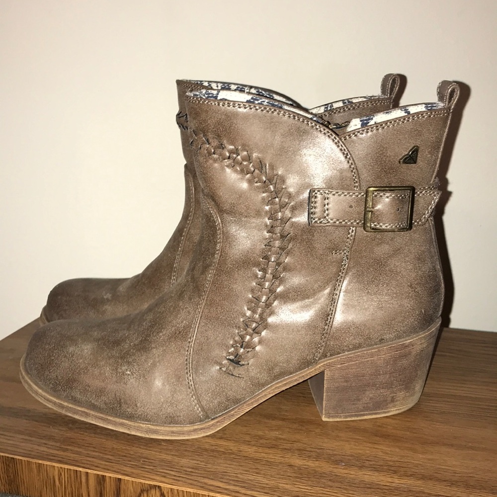 Roxy booties