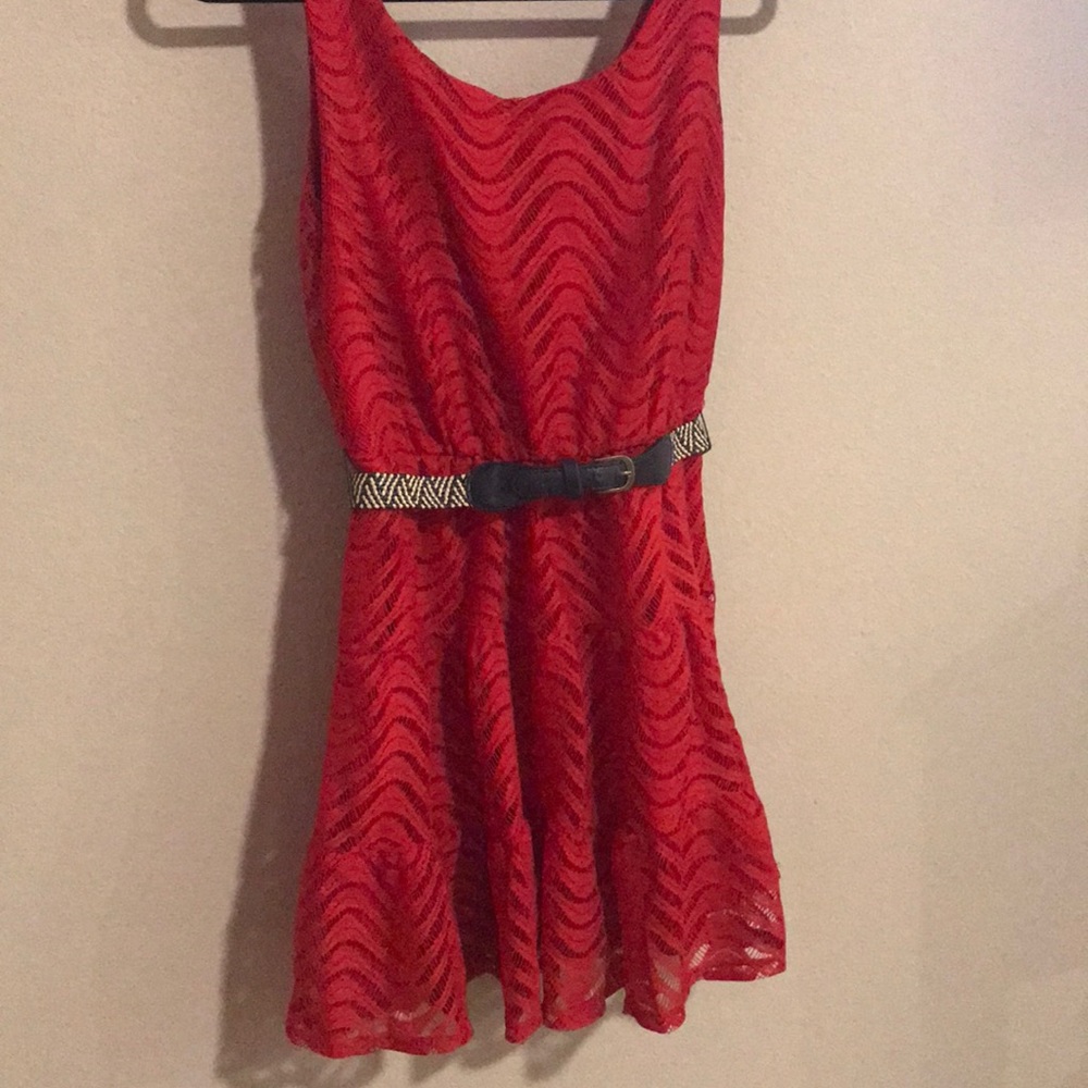 City Triangles Red lacy dress with Belt - Size S