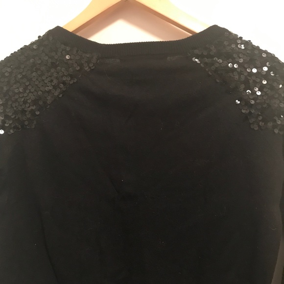 Forever 21 Black sweater w/ sequin S - Picture 3 of 6