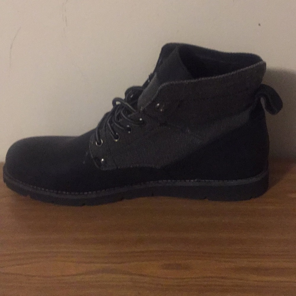 Black winter Levi’s