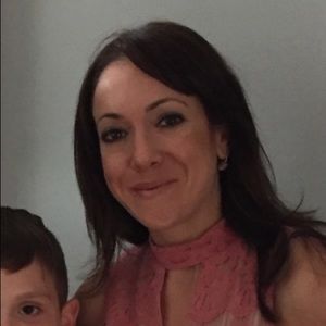 Meet your Posher, Dee