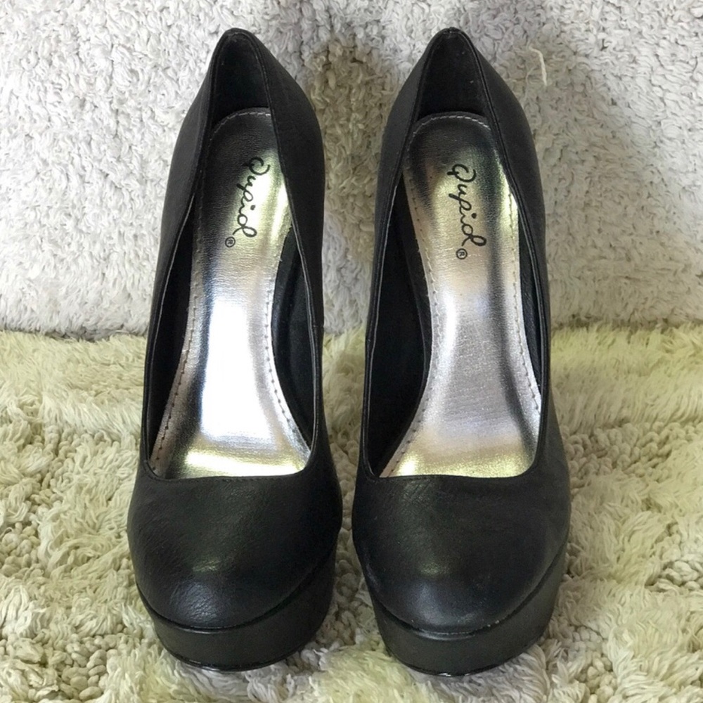Black Stilettos