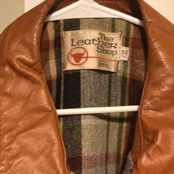 Is a light brown the leather shop sears jacket. - Picture 2 of 4
