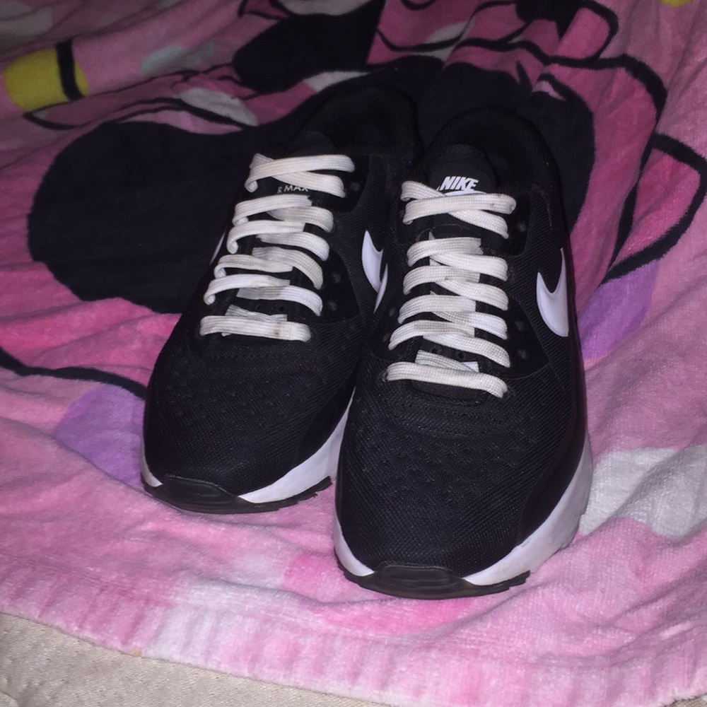 (All Black) Nike Air Max