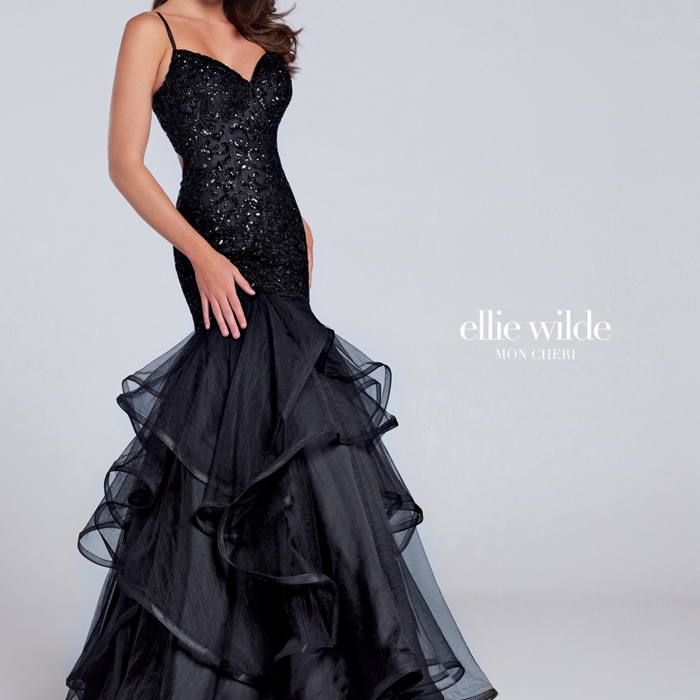 Sold on eBay Ellie Wilde BeadLong Dress EW117101