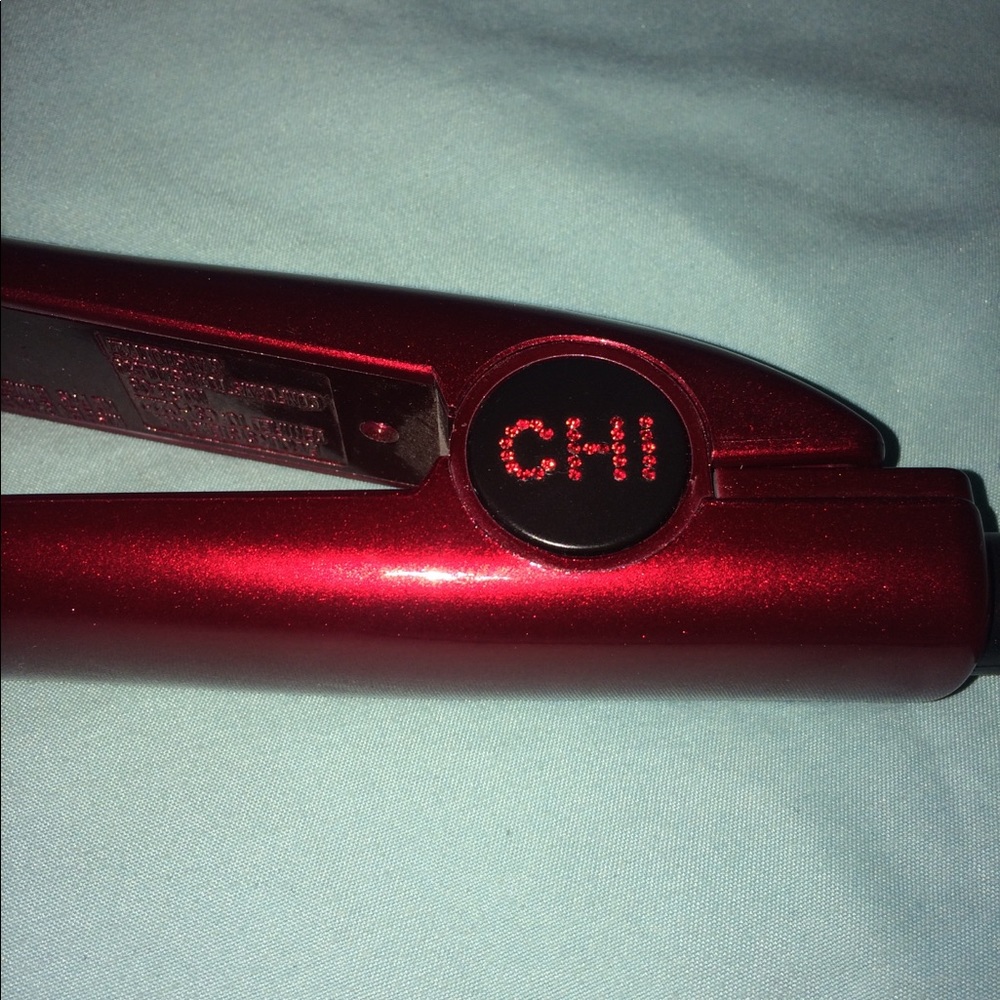 🔴RUBY RED CHI FLATIRON 🔴