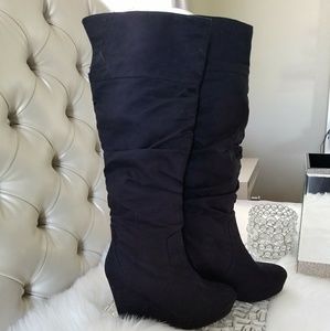 Wedge boots