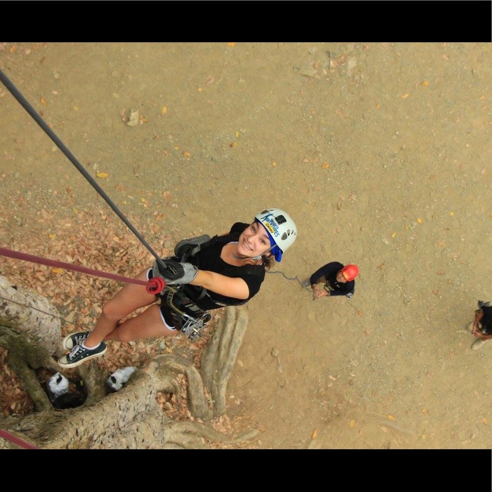 Meet your Posher, Bailey