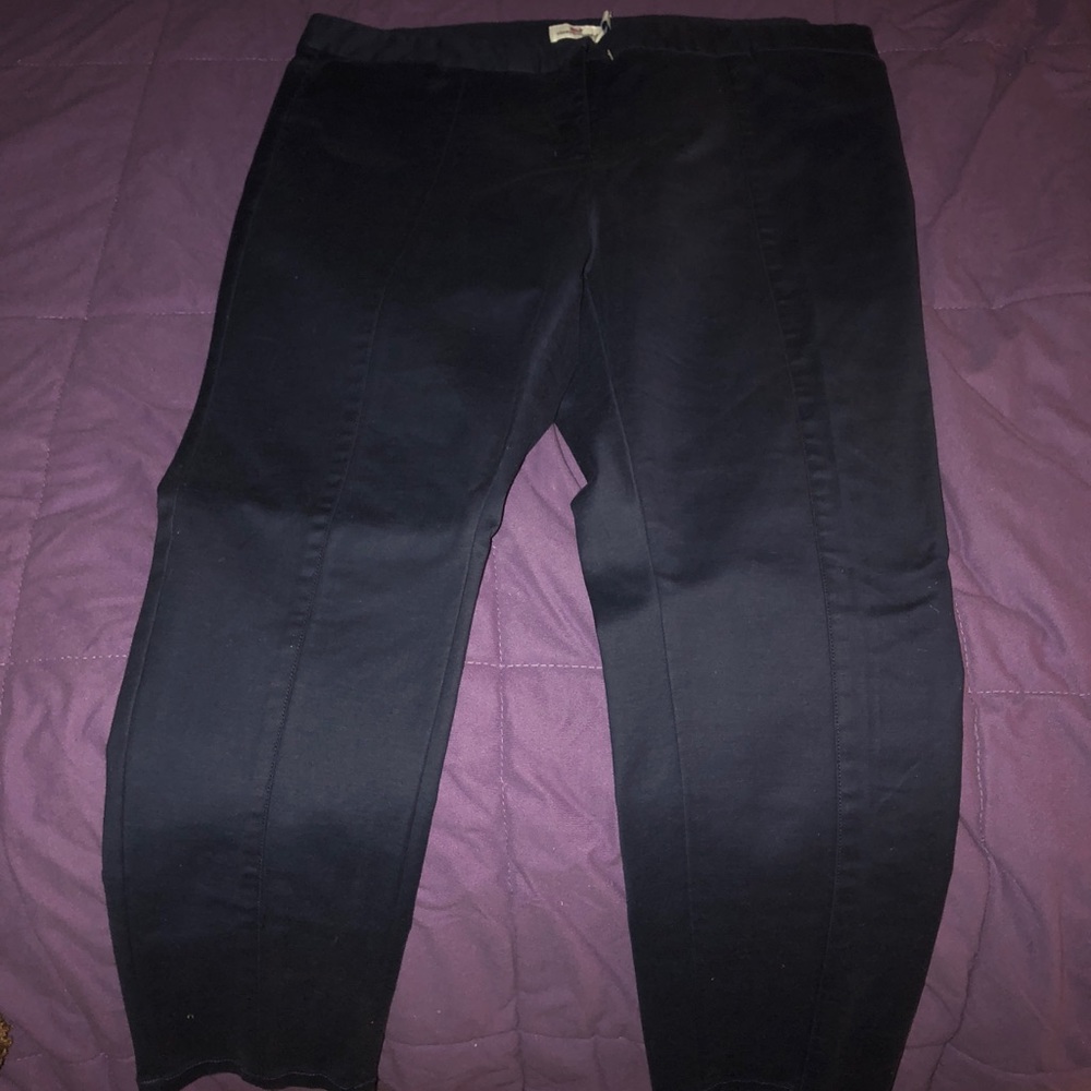Women’s size 16 vineyard vines slacks