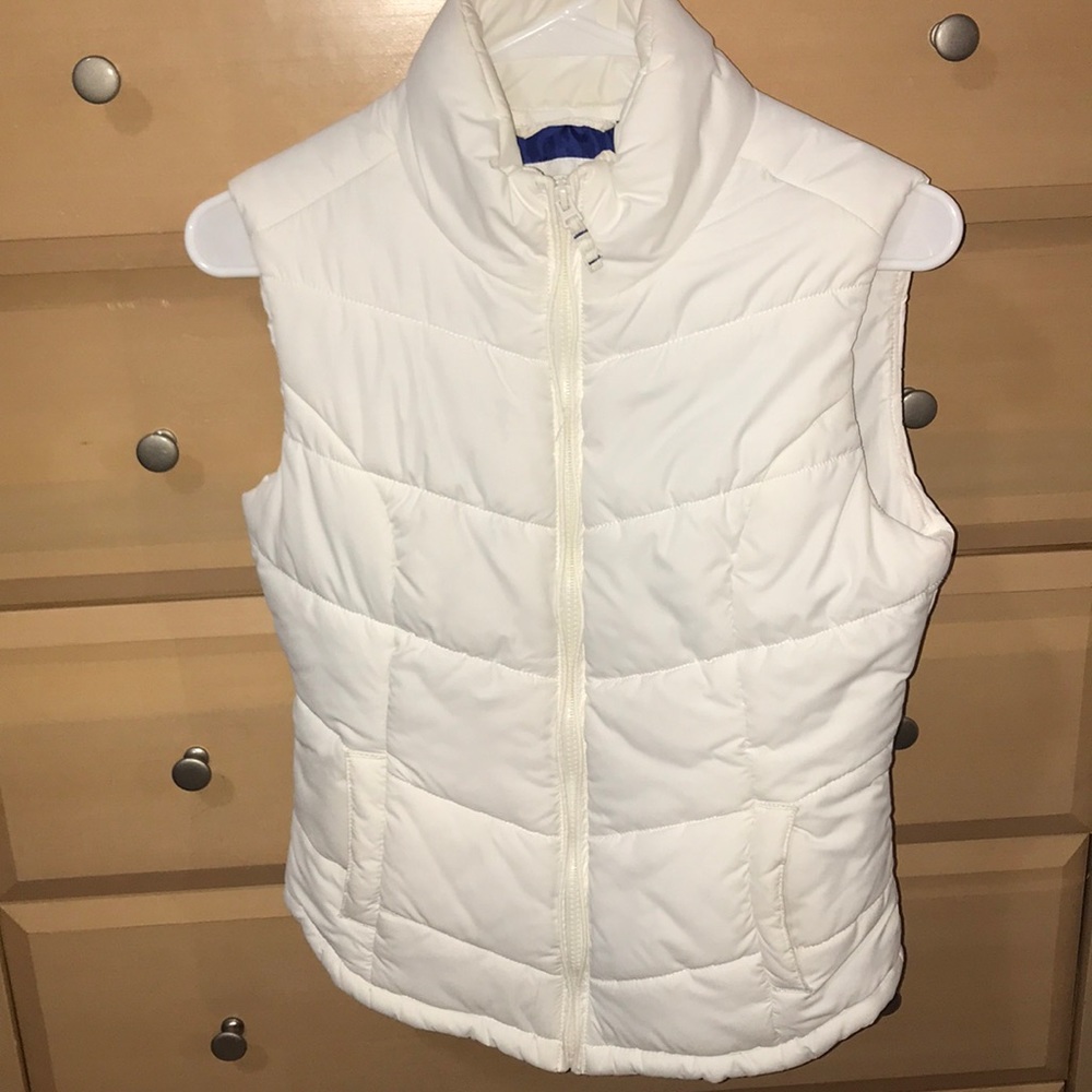 White Winter Puffer Vest