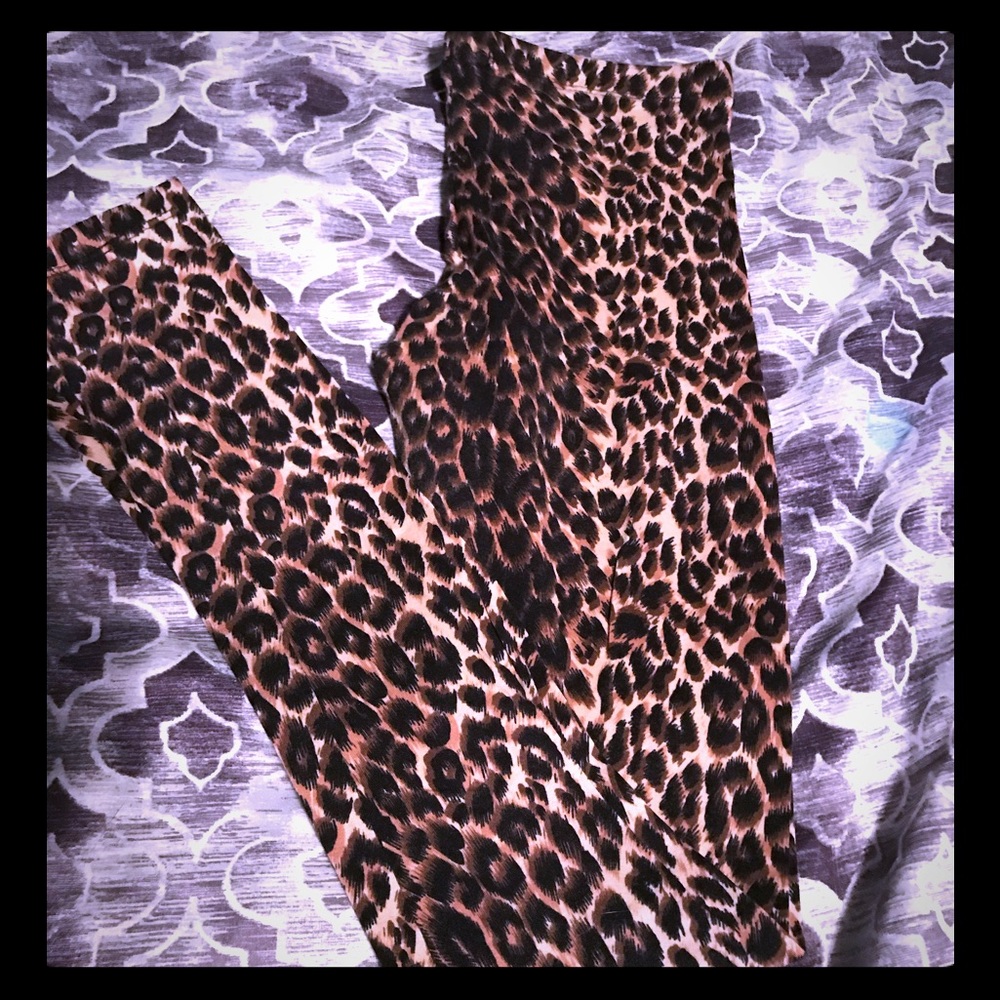 LEOPARD TIGHTS NWOT