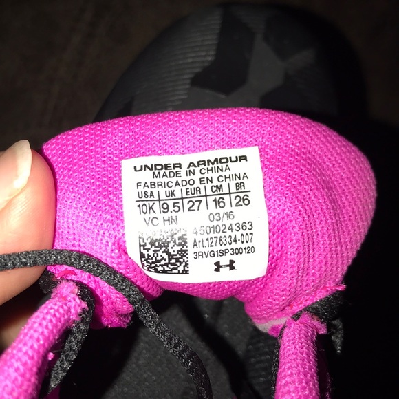 Under armour kids sneakers - Picture 4 of 4