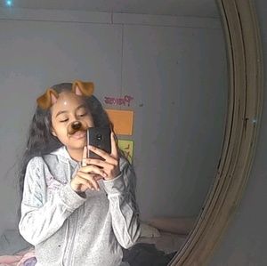 Meet your Posher, Samanta