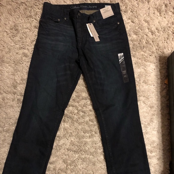 Calvin Klein Jeans - Picture 4 of 4