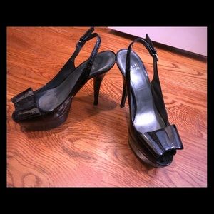 Stuart Weitzman patent peep toe platform heels