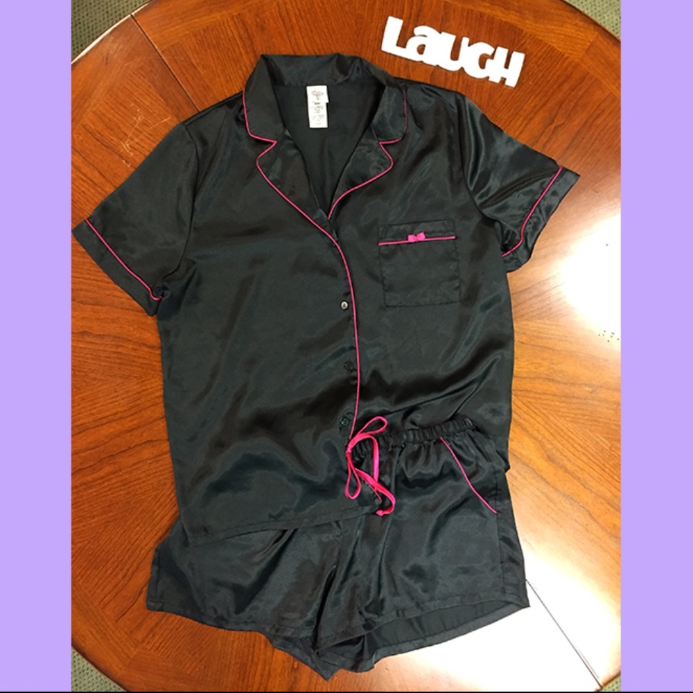 Silky Matching Pajama Set 😴