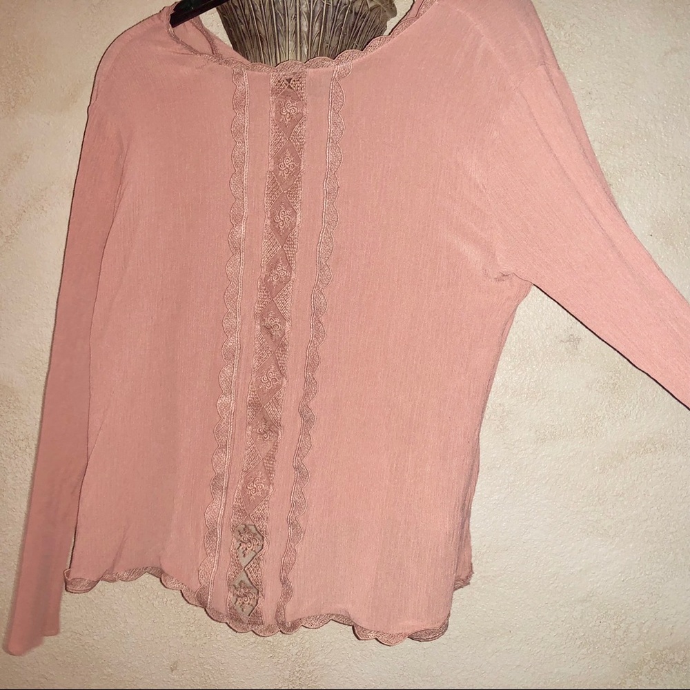 H&M SOFT PINK FLOWY TOP