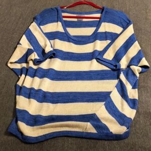 Beach 1/2 sleeve sweater