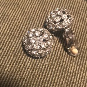 ‼️ Clip on earrings-chicos ‼️