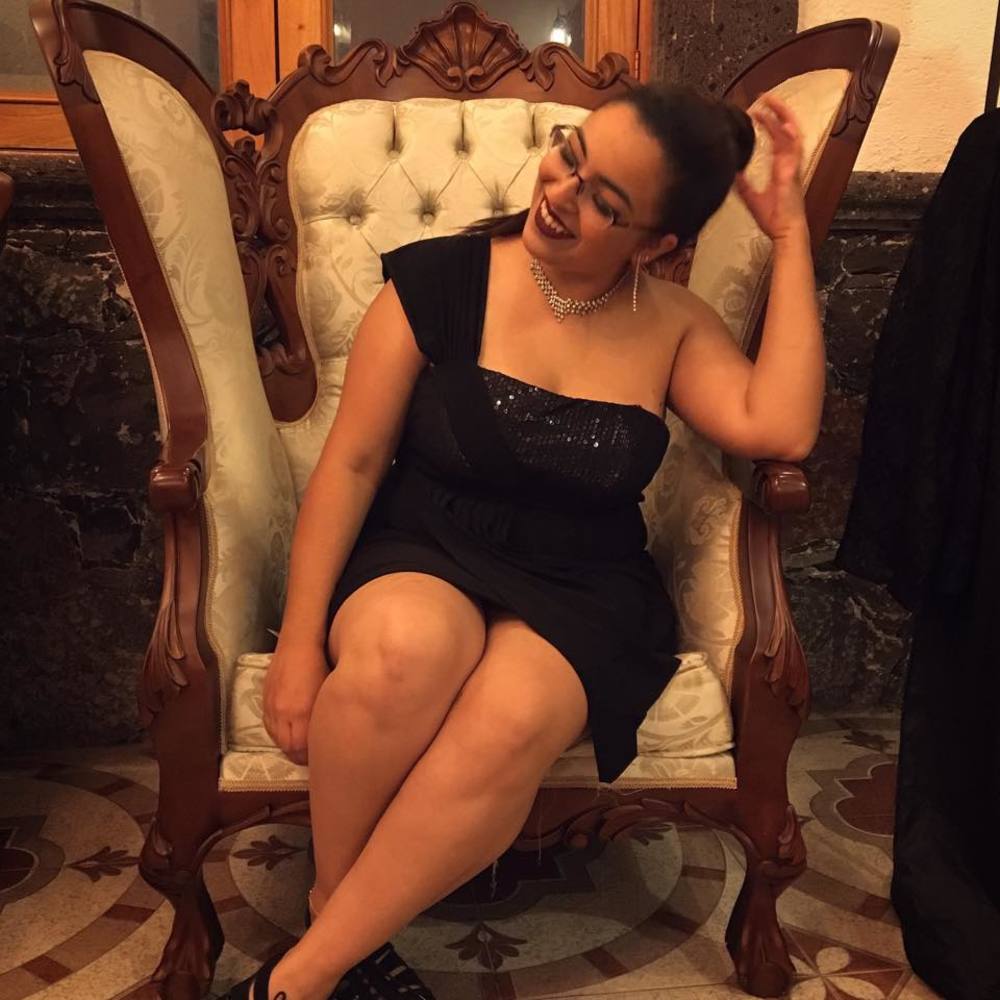 Meet your Posher, Andrea