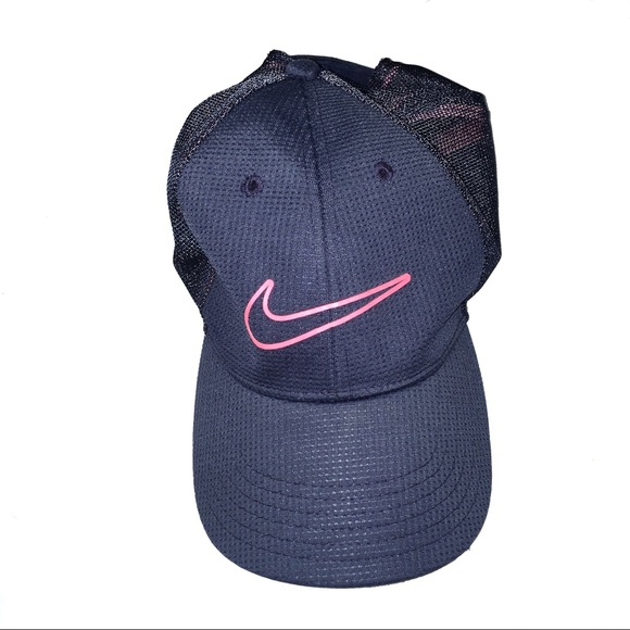 nike hat with velcro strap