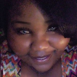 Meet your Posher, Cassandra