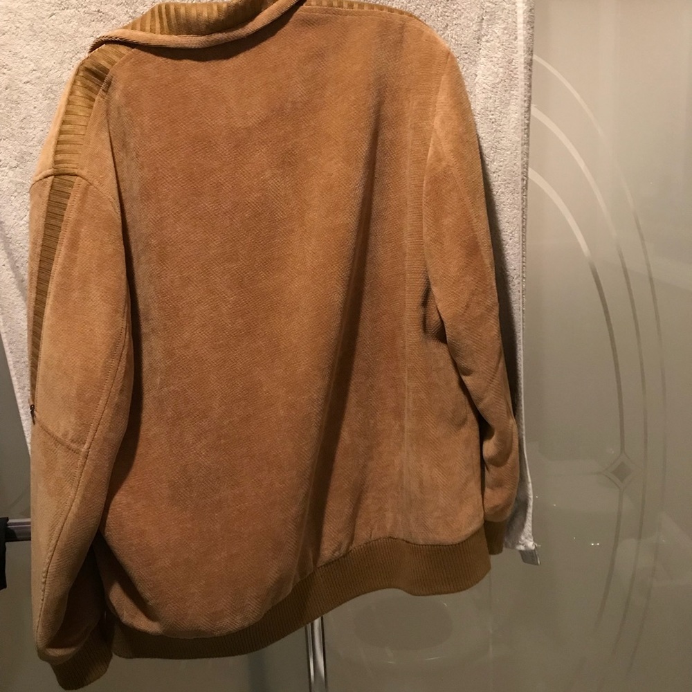 Jacket - Picture 3 of 3